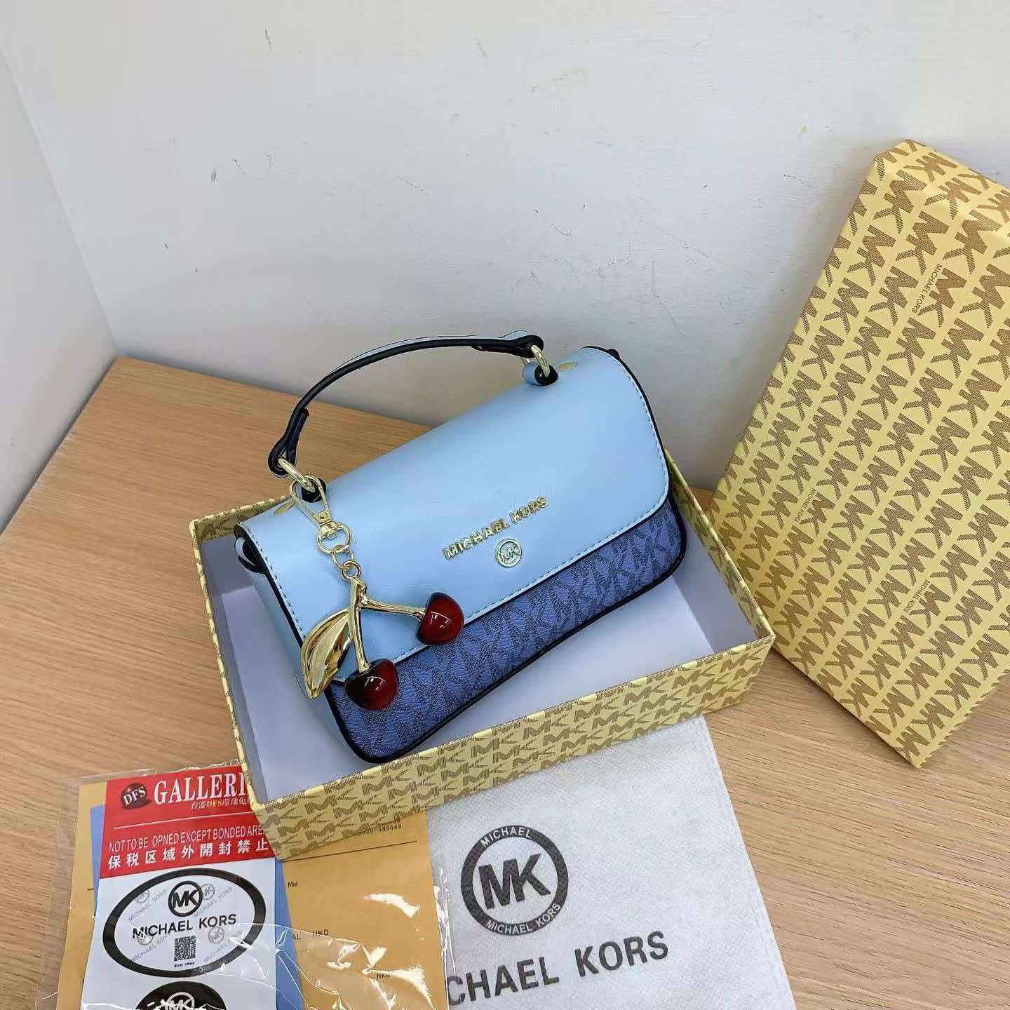 Nuovissima borsa a tracolla di - Women Bags Mk recensione e prezzo